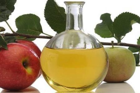 12 razlogov, zakaj je dobro vsak dan piti jabolčni kis